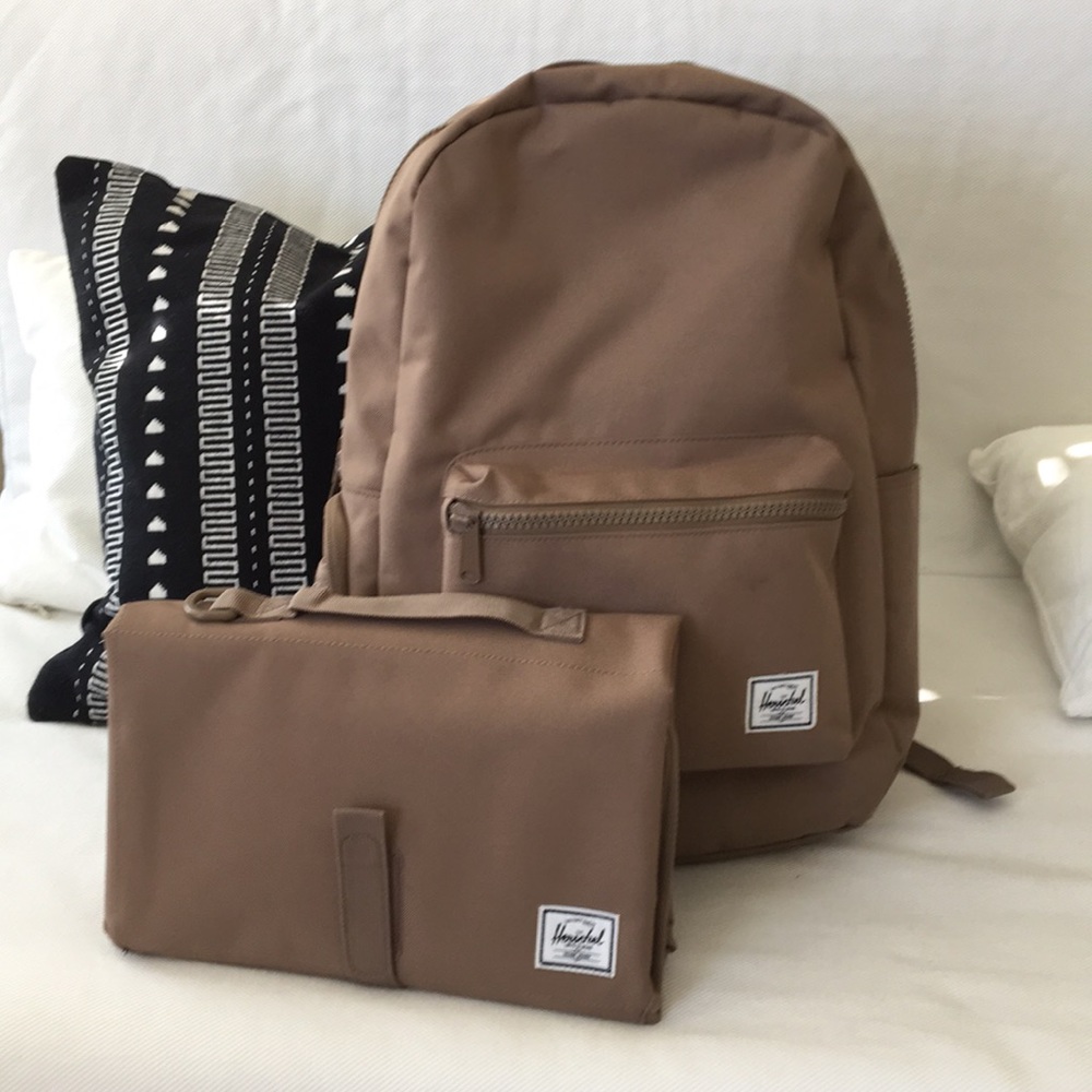 Herschel Settlement Backpack & Sprout Changing Pad